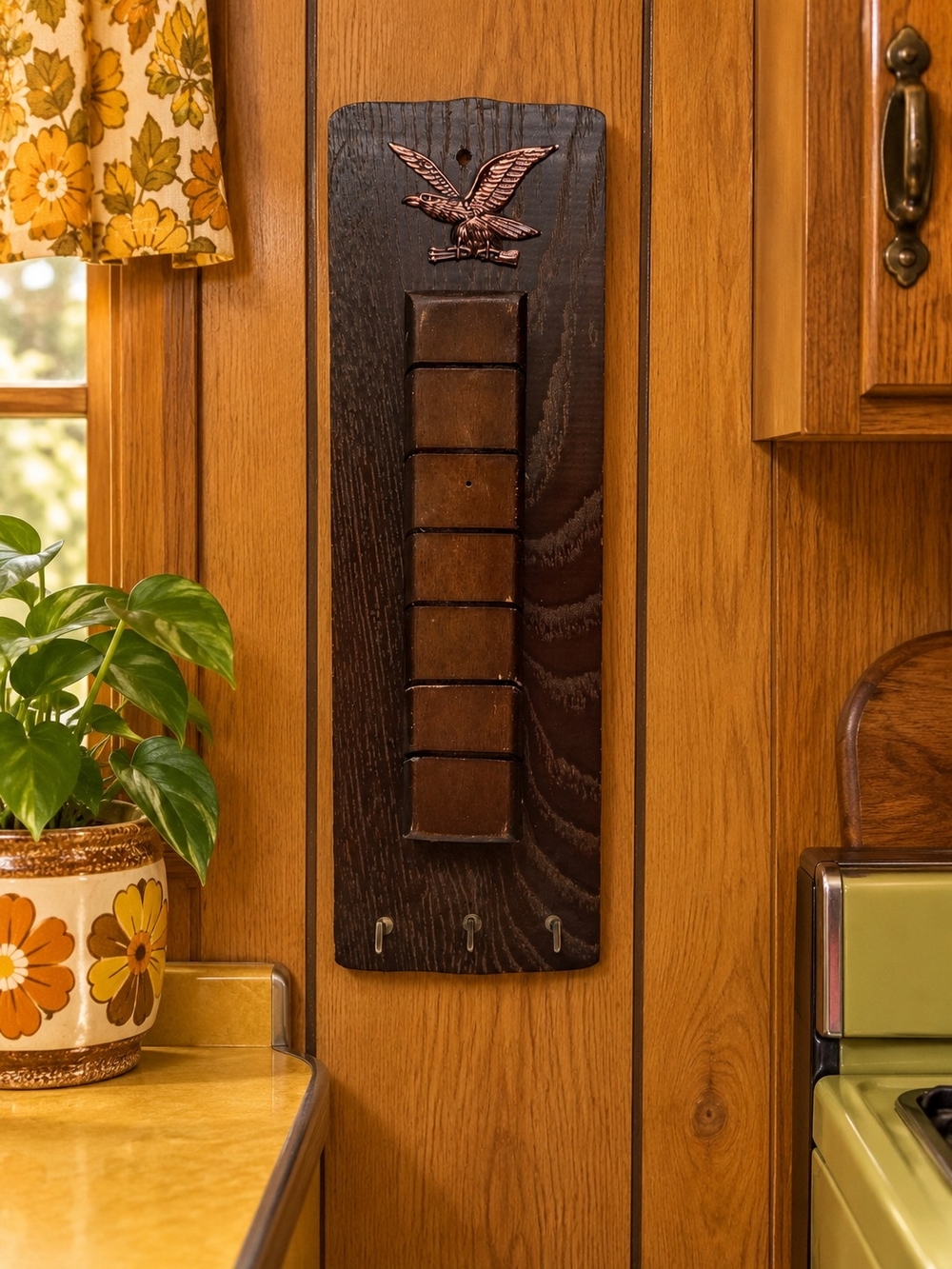 Rustic Brown Wall-Mounted Wooden Key Organizer with Eagle Accent